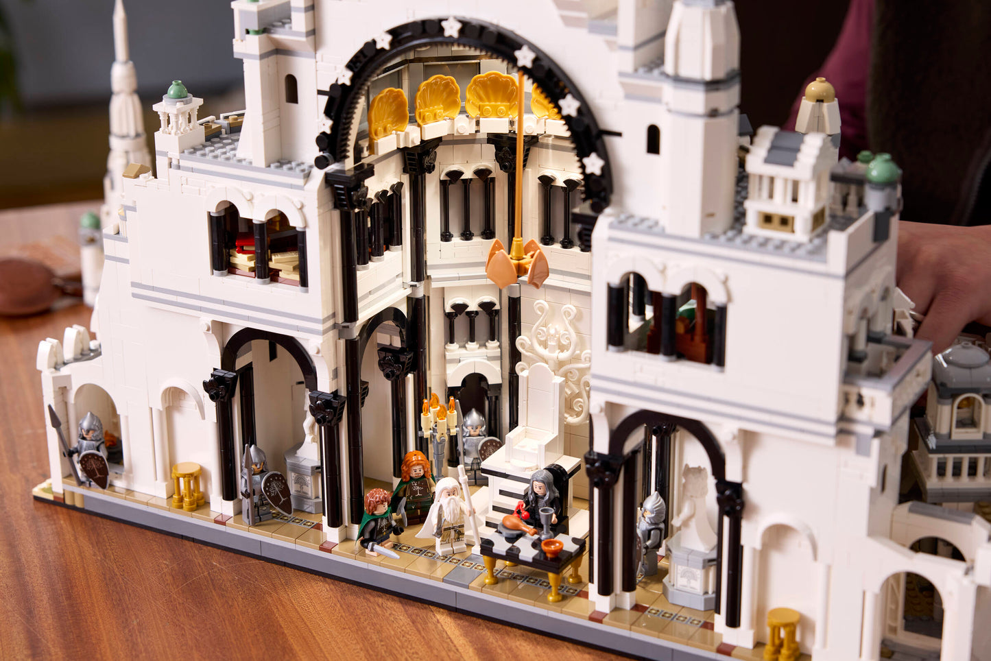 LEGO Icons The Lord of the Rings: Minas Tirith Building Set 11377