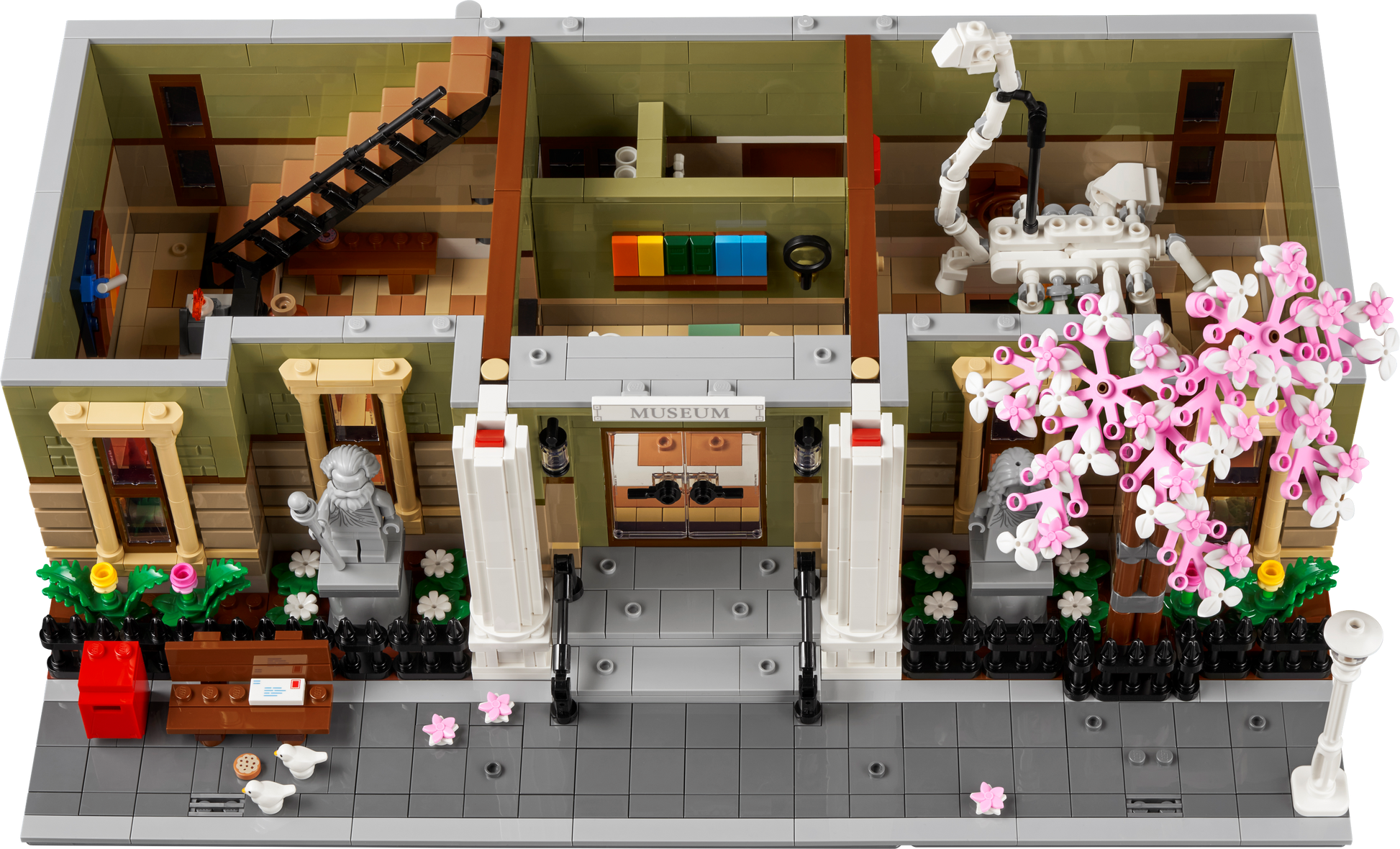 LEGO Icons Natural History Museum Building Set 10326