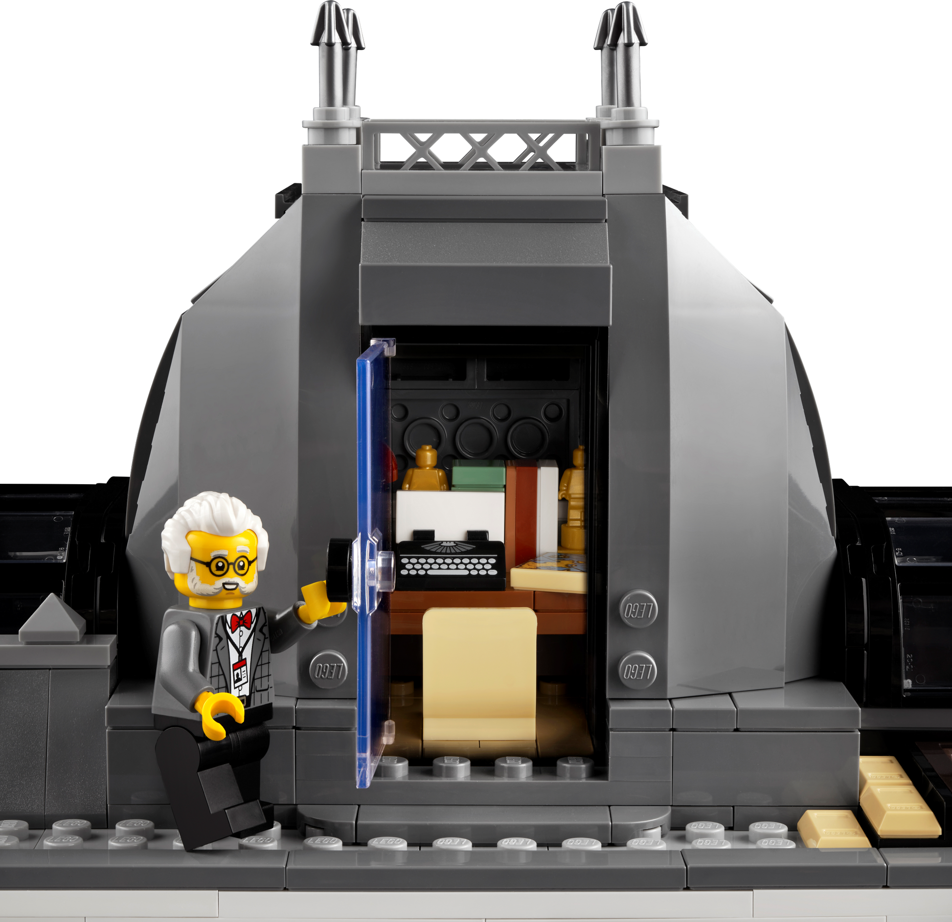 LEGO Icons Natural History Museum Building Set 10326