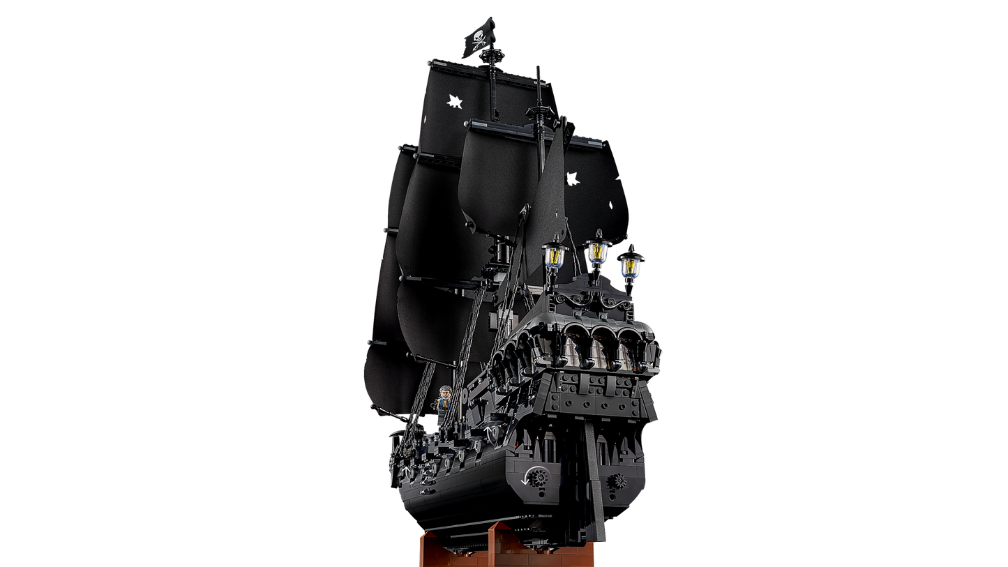 LEGO Icons Captain Jack Sparrow's Pirate Ship Building Set 10365