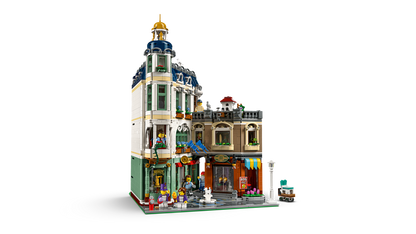 LEGO Icons Shopping Street Building Set 11371