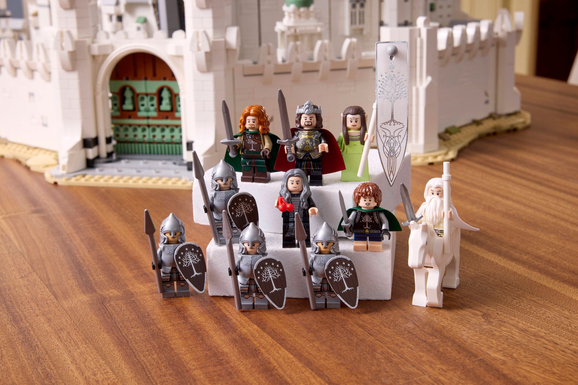LEGO Icons The Lord of the Rings: Minas Tirith Building Set 11377