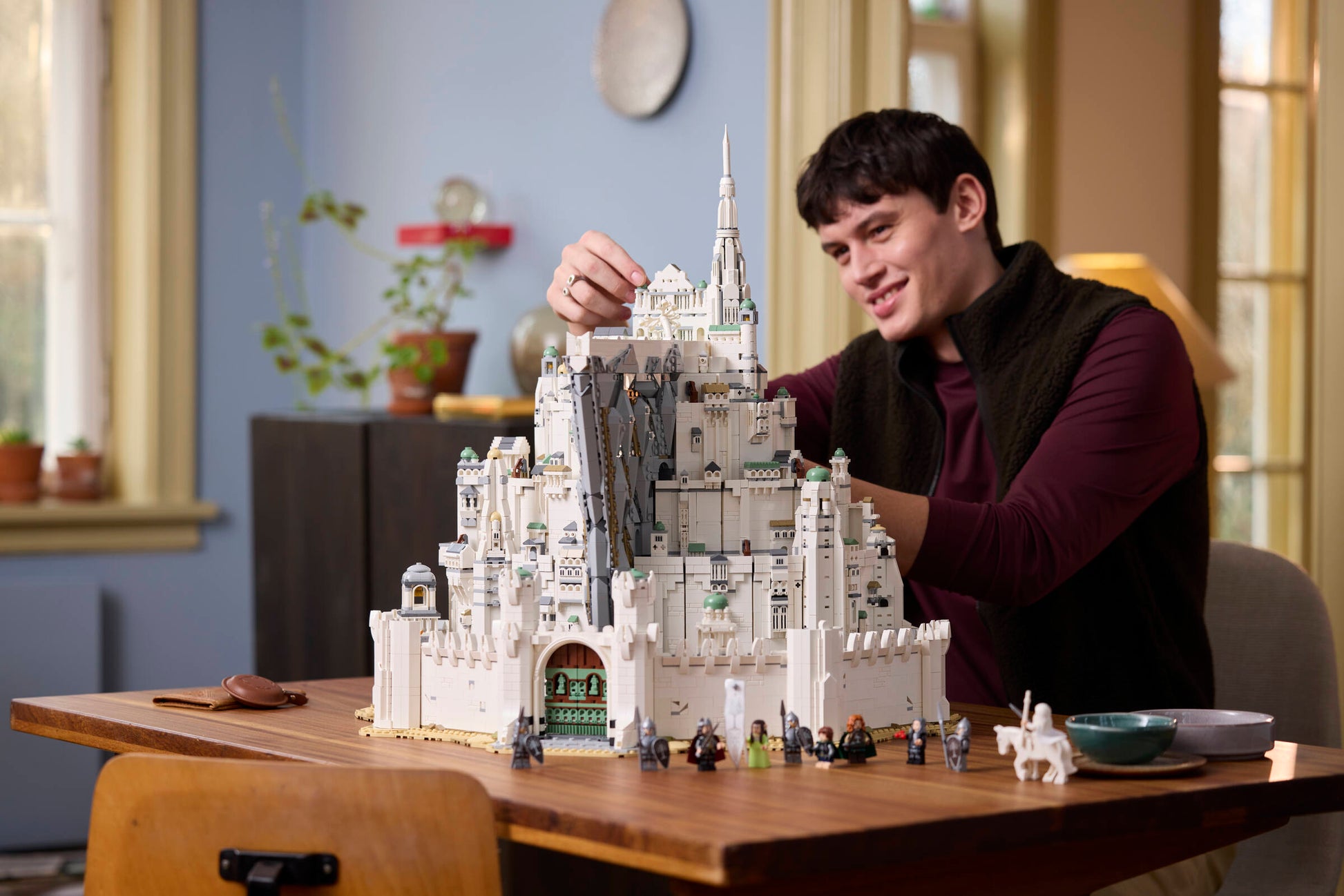 LEGO Icons The Lord of the Rings: Minas Tirith Building Set 11377