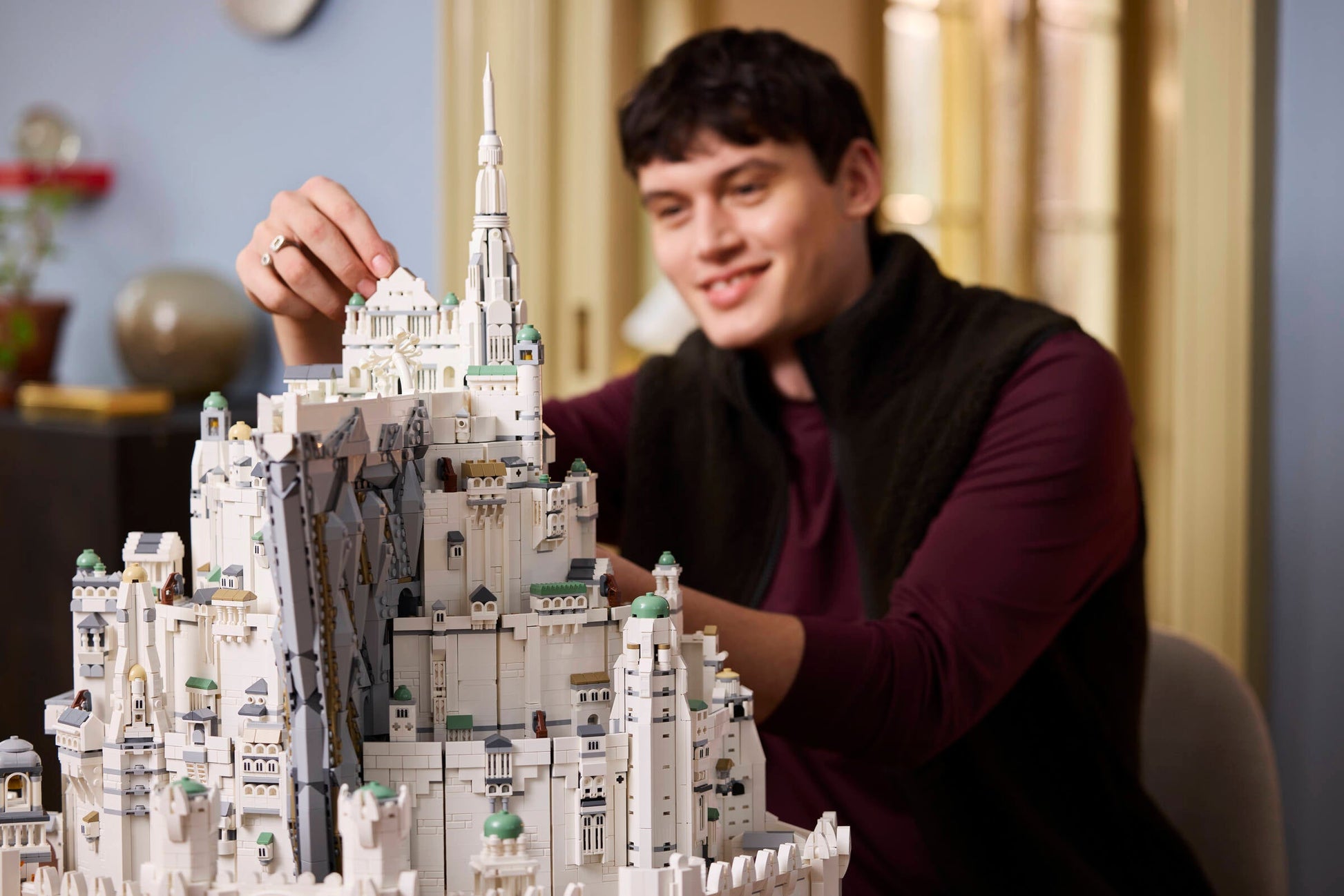 LEGO Icons The Lord of the Rings: Minas Tirith Building Set 11377